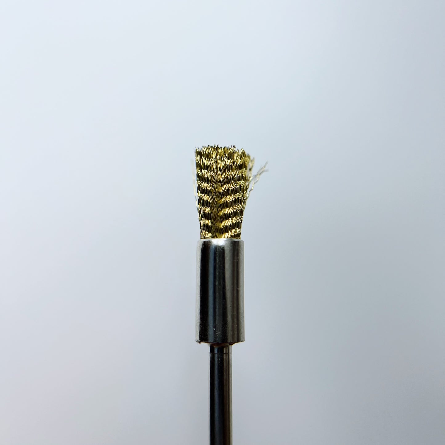 Kovová kefka na čistenie fréz 4.9*54