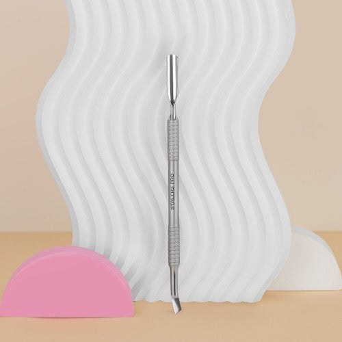 Zatlačovač na manikúru Staleks Pro Smart 50 Typ 6 (zaoblený zatlačovač a ohnutá čepeľ), PS-50/6