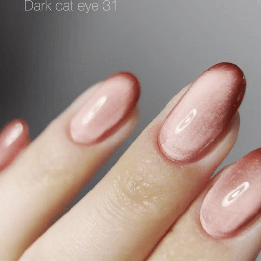 Vernis semi-permanent Cat Eye №31 10 ml Foncé