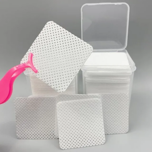 Lint Free Nail Wipes in plastic box (200pcs)