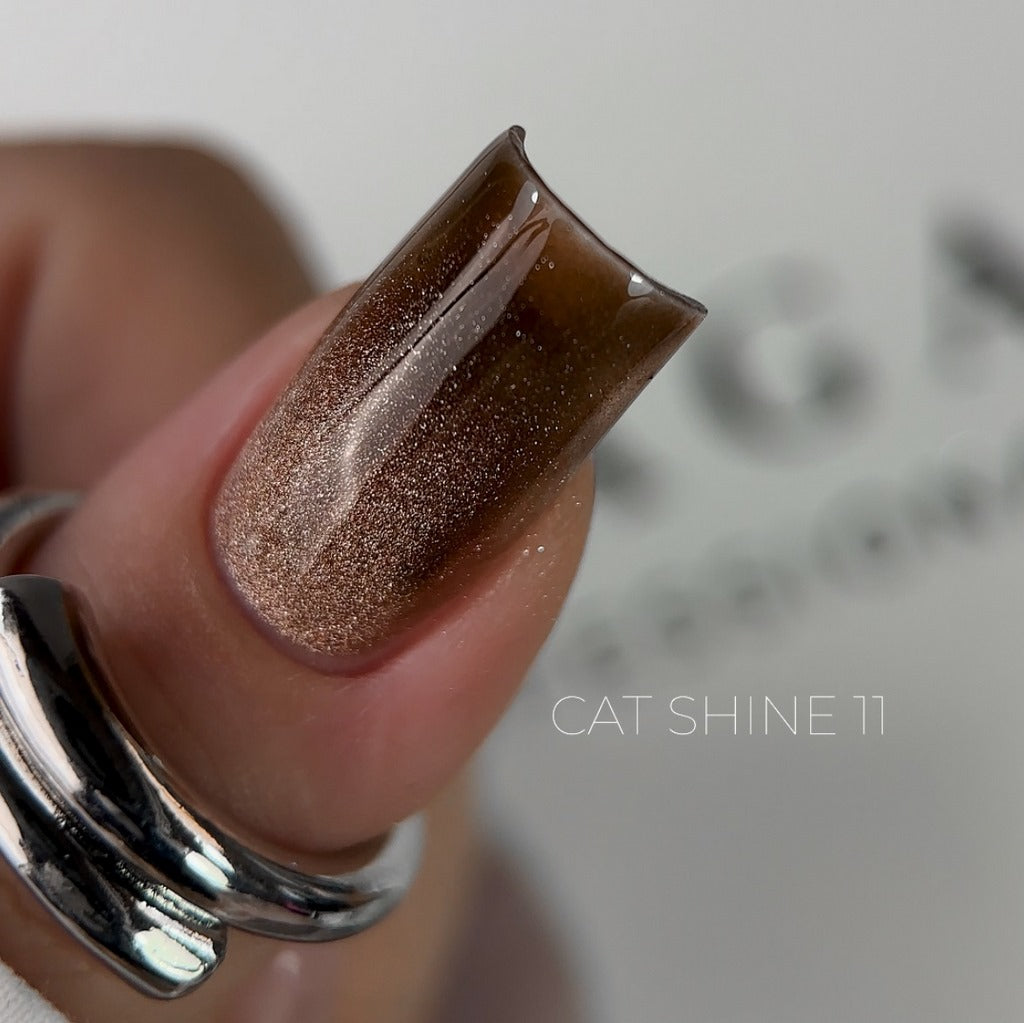 Гель-лак Cat Shine №11 10 мл Saga Professional