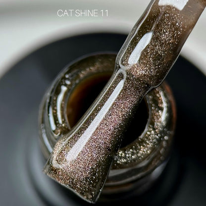 Гель-лак Cat Shine №11 10 мл Saga Professional