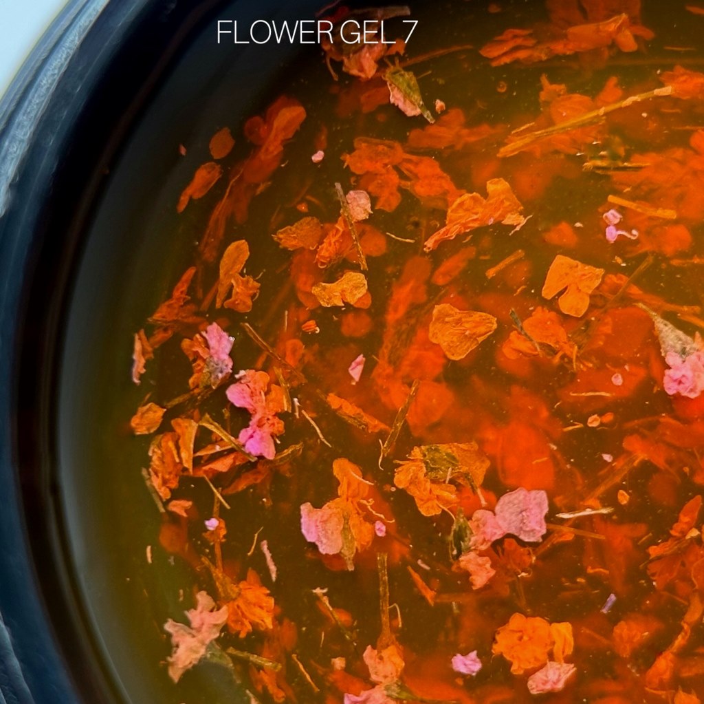 Gél so sušenými kvetmi №7 5 ml Saga Professional