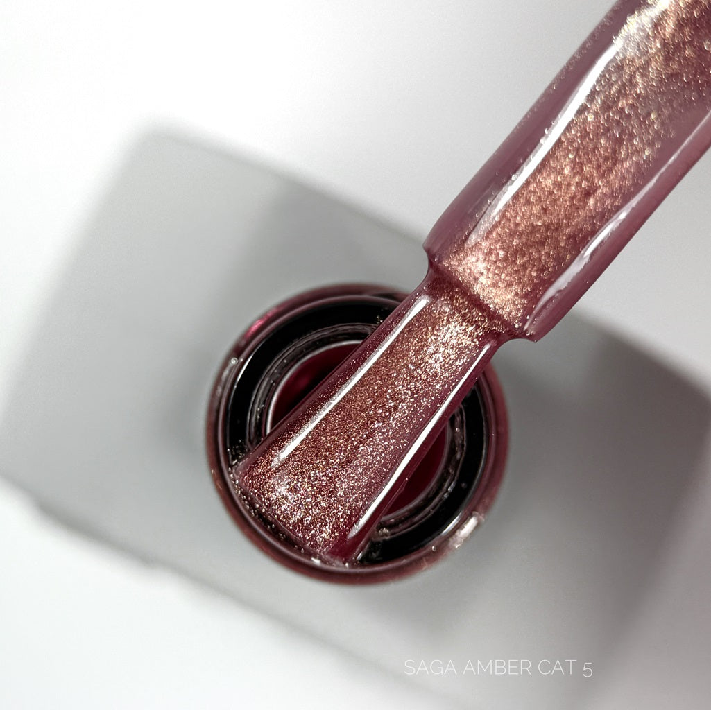 Gel nagellak Amber Cat №5 10 ml Saga Professional