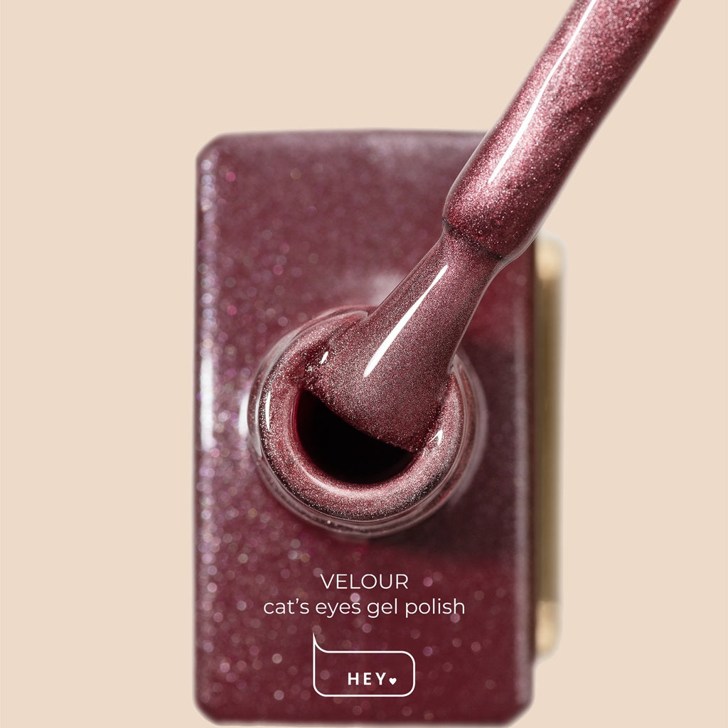 Гель-лак "Cat Eye" Velour 15 ml HEYLOVE