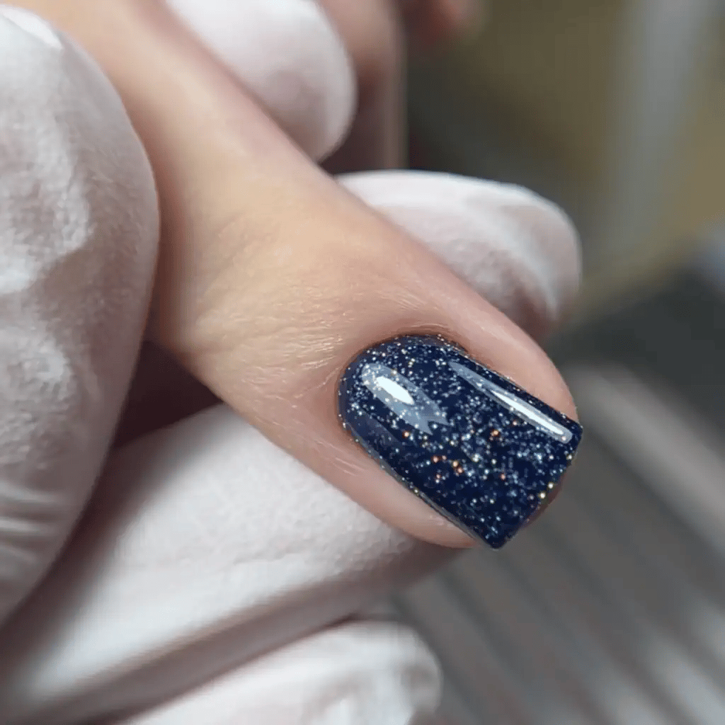 UV Nagellack №172 Dark