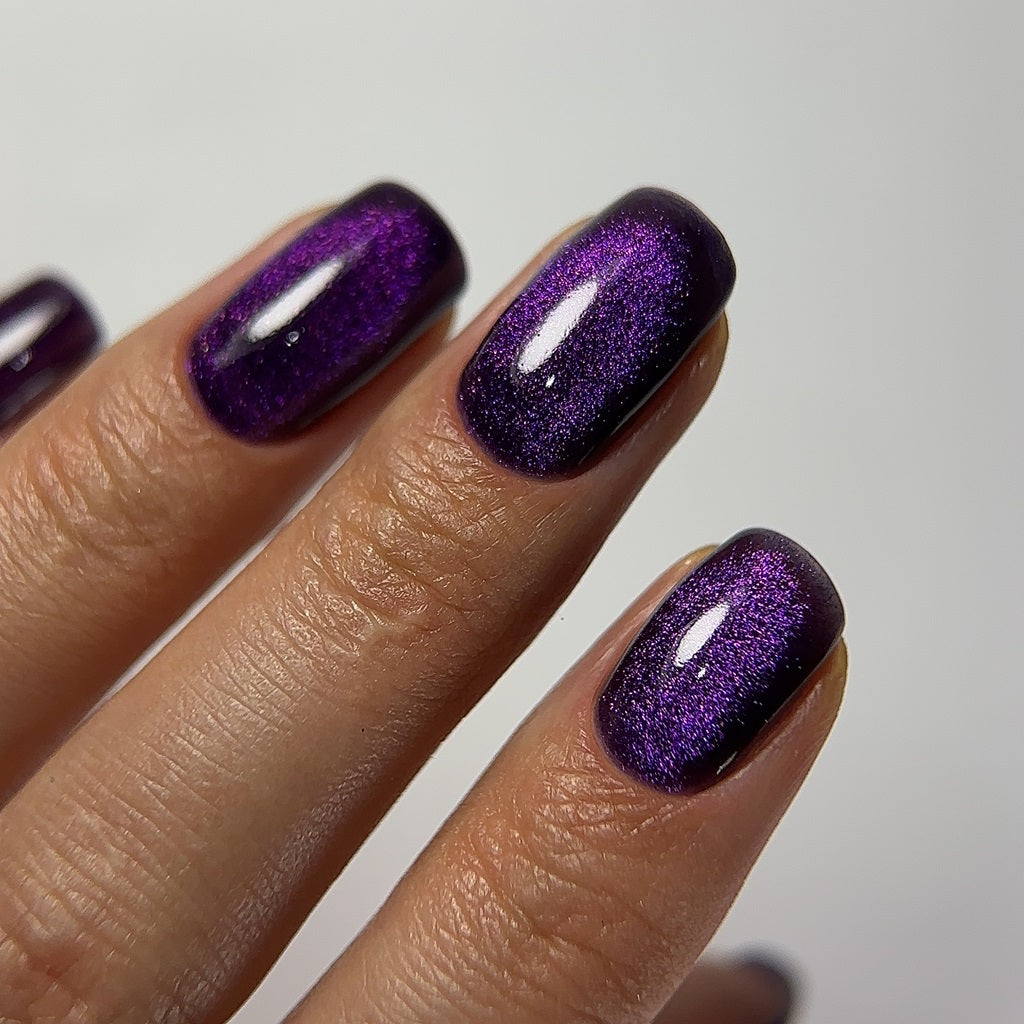 Esmalte permanente Cat Eye №17 6 ml Dark