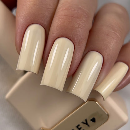 Гель-лак Cannoli Cream 15 ml HEYLOVE