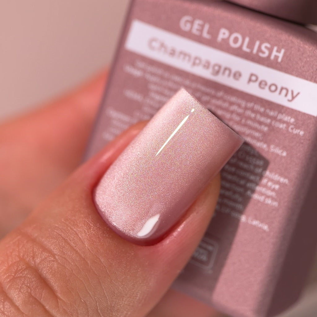 Gellak "Cat Eye" Champagne Peony 15 ml HEYLOVE