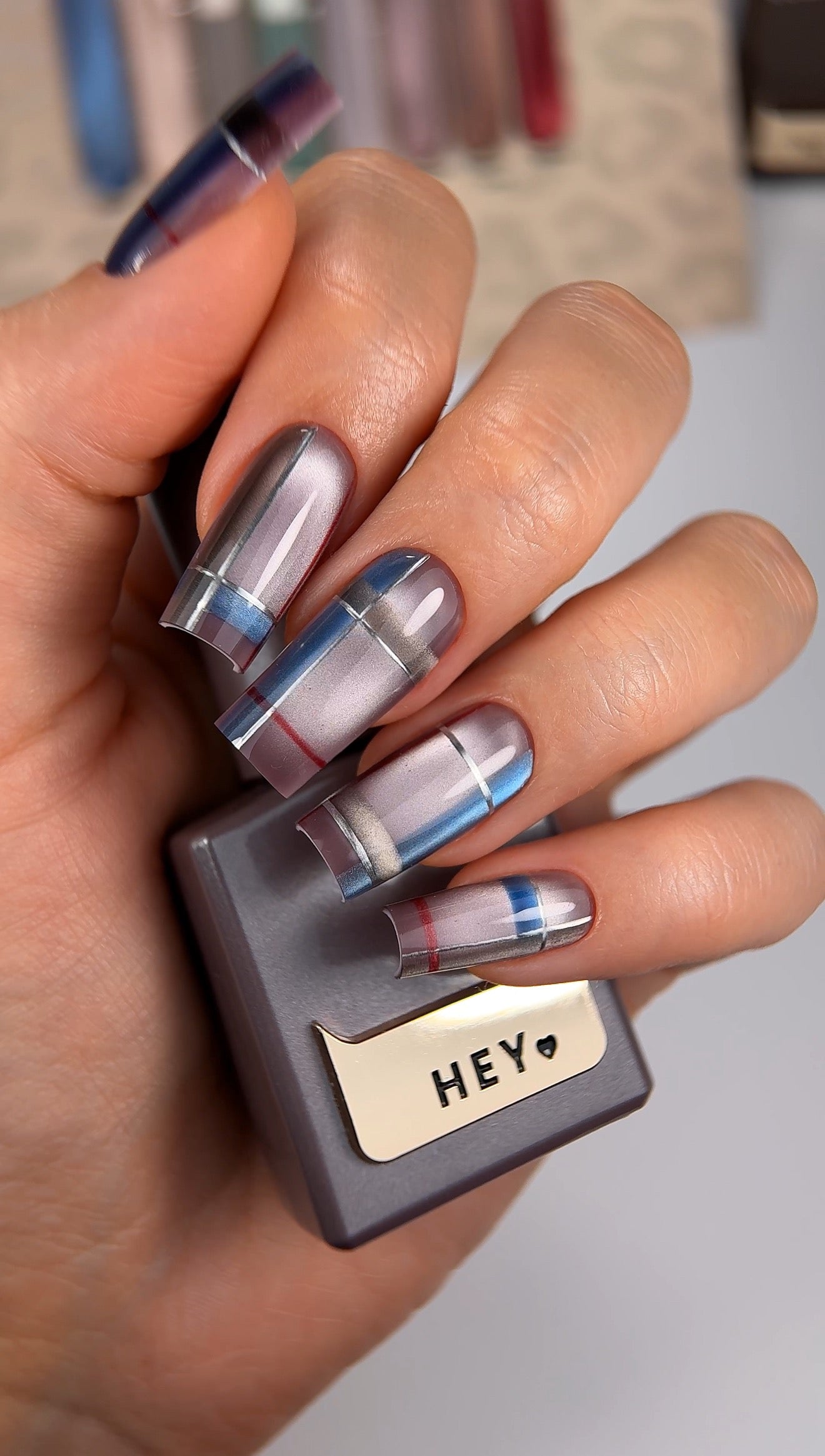 Gel Polish "Cat Eye" Devon 15 ml HEYLOVE - Good Girl Gel