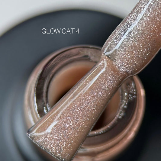 Gel polish Glow Cat №4 10 ml Saga Professional
