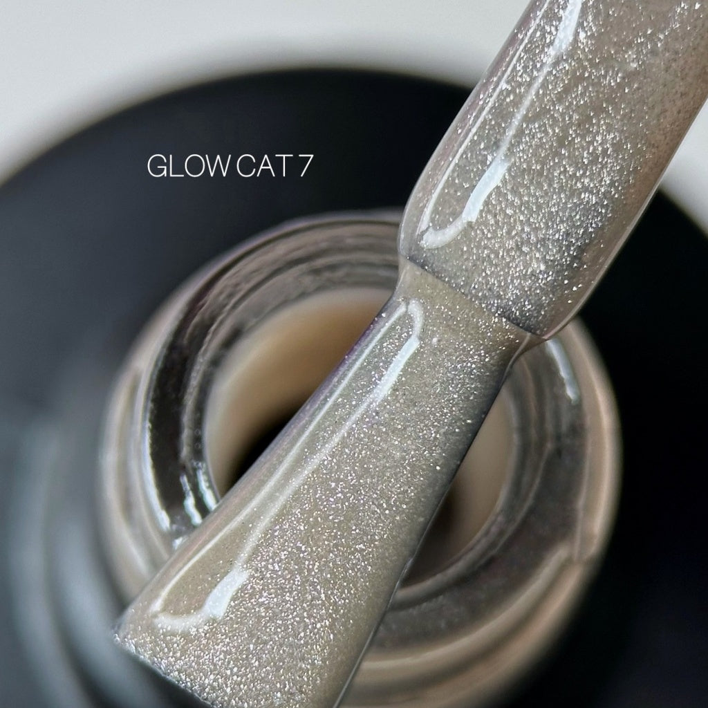 Гель-лак Glow Cat №7 9 мл Saga Professional