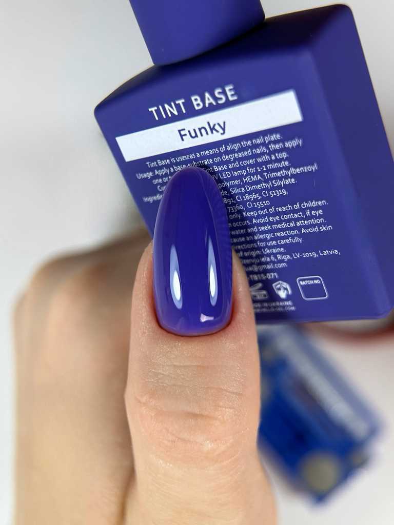 Tint Base Funky 15 мл HEYLOVE