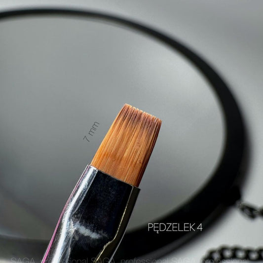 Gel nail brush - Square №4 7mm Saga Professional