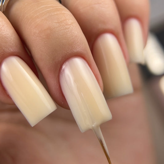 Tint Base Ivory 15 мл HEYLOVE