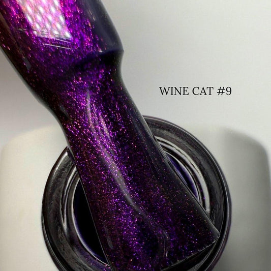 Gélový lak na nechty Wine Cat č. 9 10 ml Saga Professional