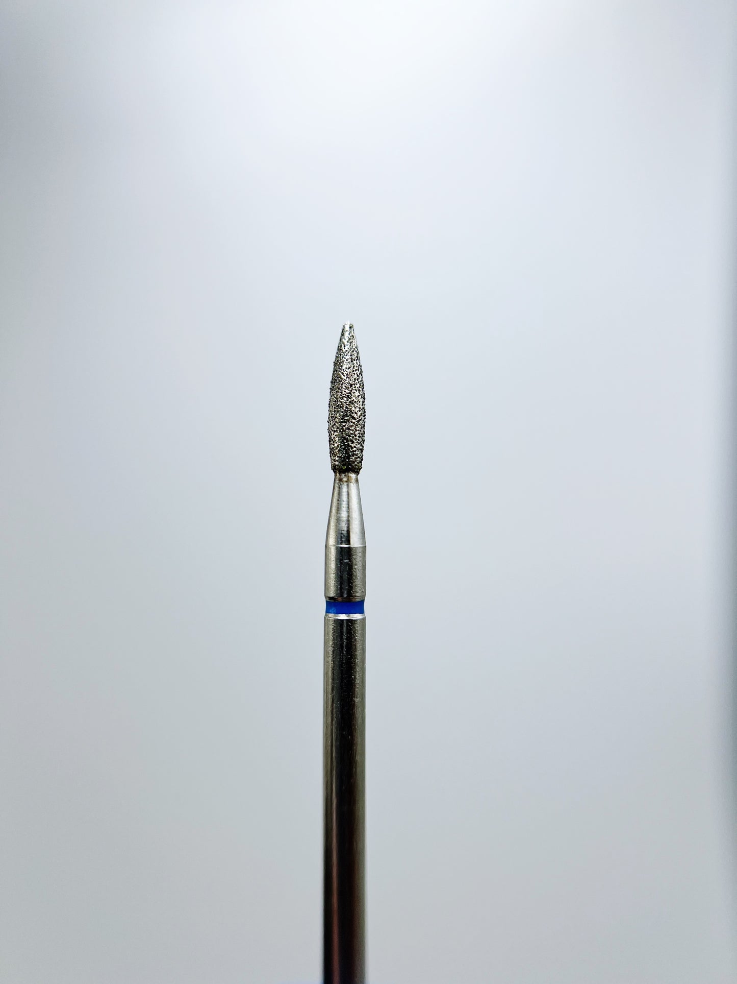 Burghiu diamant pentru unghii, „Flame” Pointed, 2,1*8,0 mm, Albastru